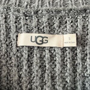 UGG Gray Ribbed Knit Sweater